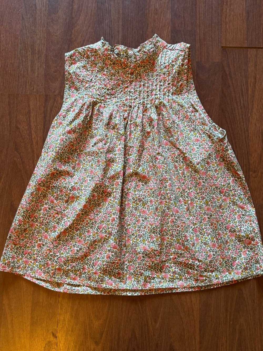 J Crew Women’s Pintuck Cotton Poplin Sleeveless Top Floral Scattered Blooms- lg.
